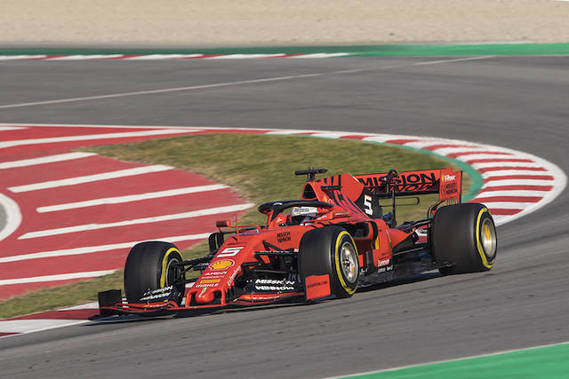 I nuovi bolidi di Formula Uno sul circuito di Barcellona