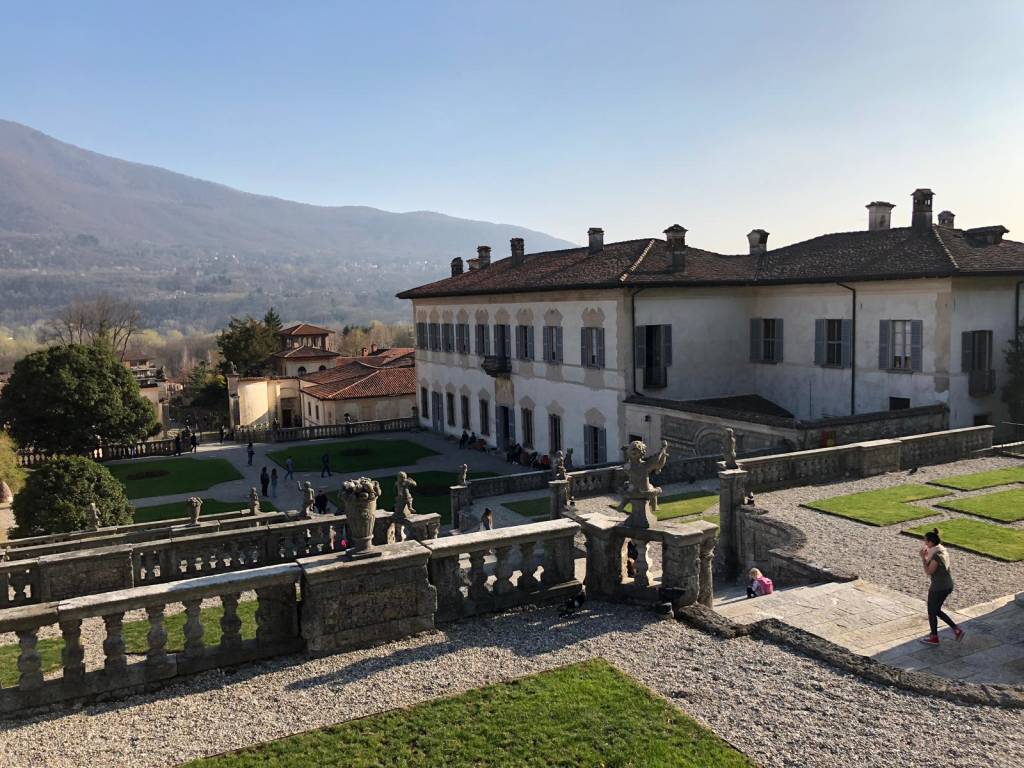 In tanti a Villa della Porta Bozzolo per le giornate Fai di Primavera