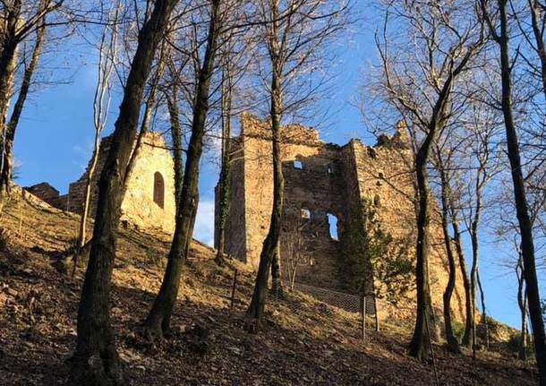 Cuasso al Monte, il Castello - foto di Claudia Migliari