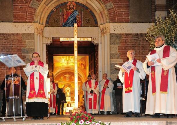 Via Crucis a Legnano con mons. Delpini, a cura di Luigi Frigo