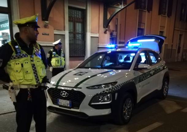 polizia locale controlli notte