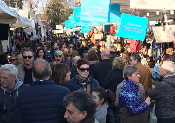 Gli Ambulanti di Forte dei Marmi a Gallarate