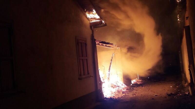 incendio nella notte a Parabiago  16 