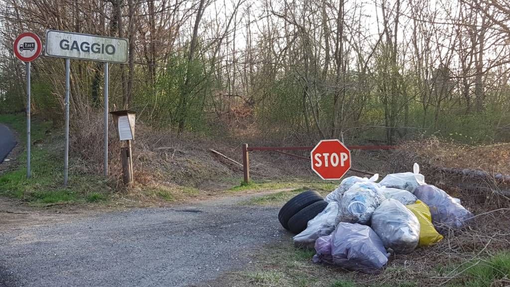 Incivili a Casale Litta