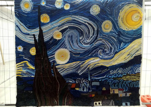La notte stellata di Van Gogh fatta a maglia – Canegrate