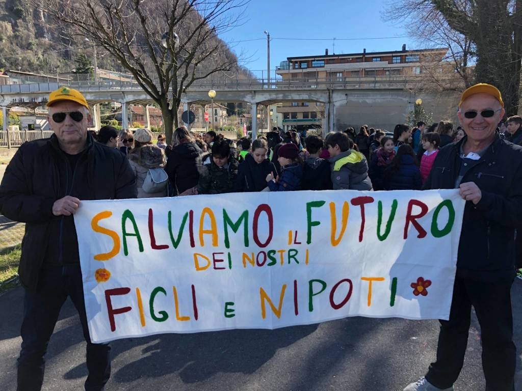 Manifestazione per il clima Laveno Mombello 