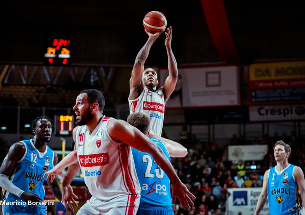 Openjobmetis Varese - Vanoli Cremona 83-64