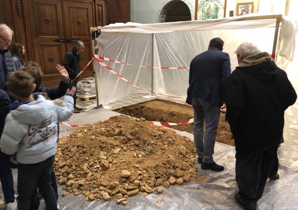 Scavi archeologici nella chiesa di Abbiate 