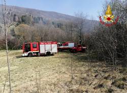 Sterpaglie in fiamme a Cocquio