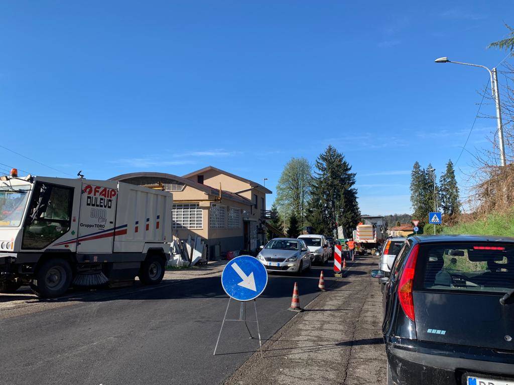 Asfaltature a Gazzada Schianno SS341