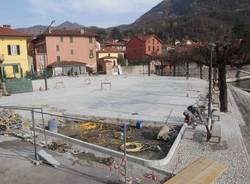 Caldè, i lavori alla piazza a lago 