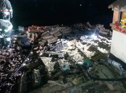 Giornata sui tetti per i vigili del fuoco