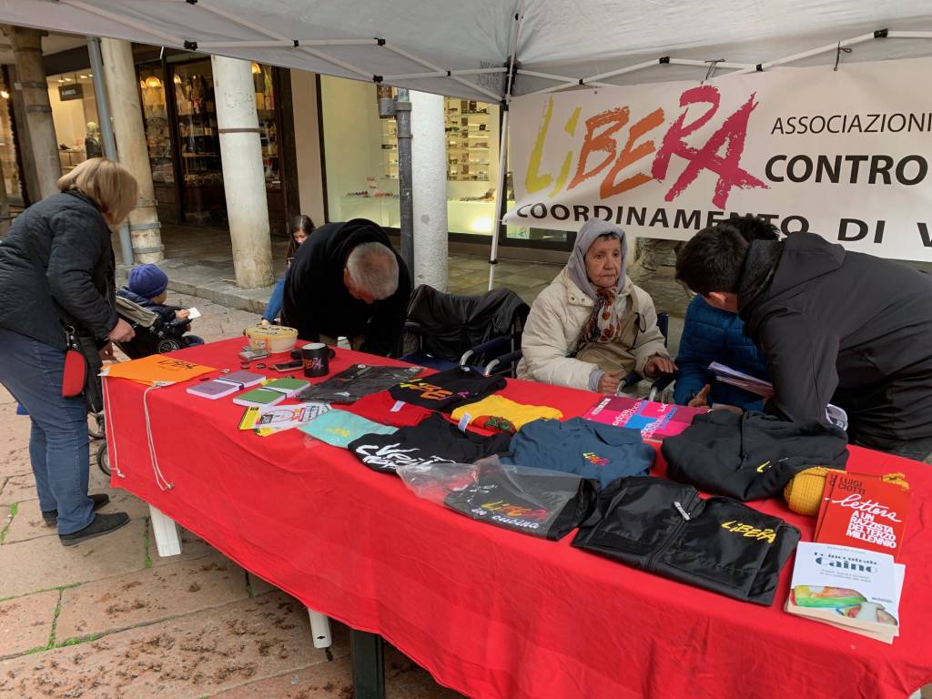 Giornata della solidarietà: la festa degli studenti dello sportello scuola volontariato