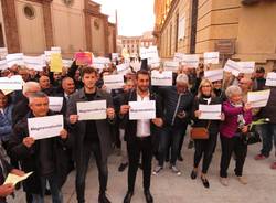 manifestazione dimissioni fratus legnano