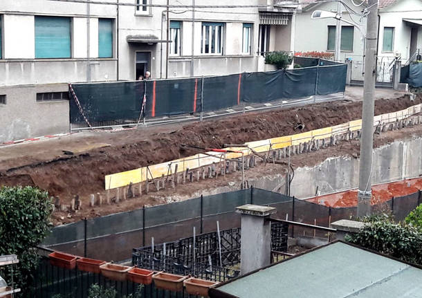 Vedano Olona: si preparano i lavori per il muro sulla Sp46