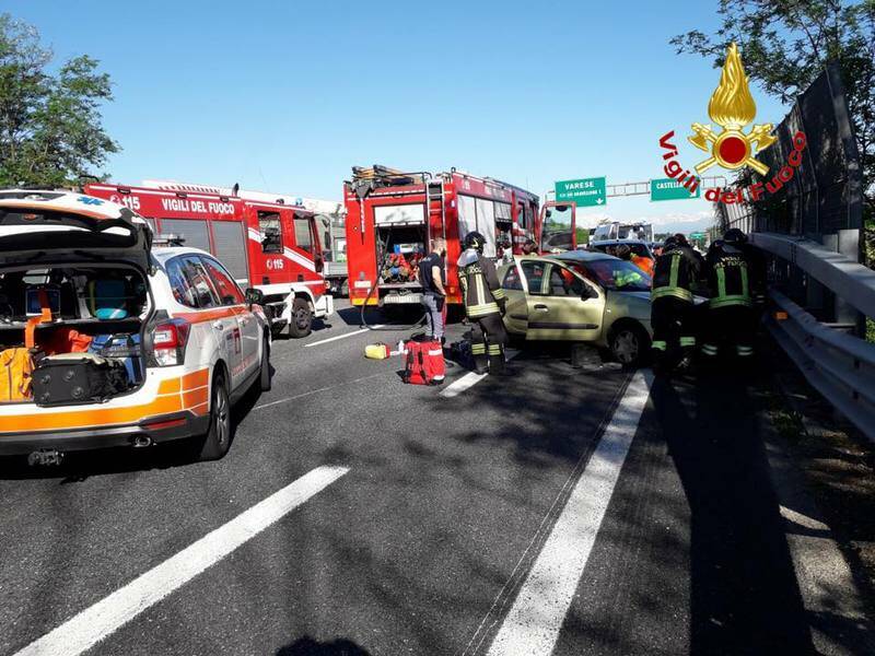 autostrada a8 incidente castellanza  1 