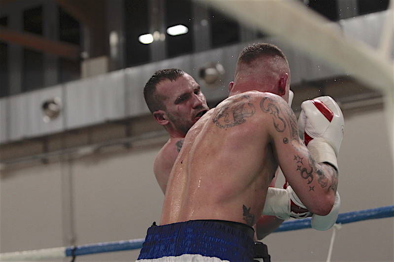 Boxe, Iuliano Gallo sconfitto ai punti