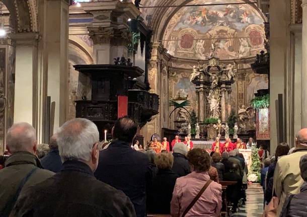 Brucia il faro alla messa di san Vittore