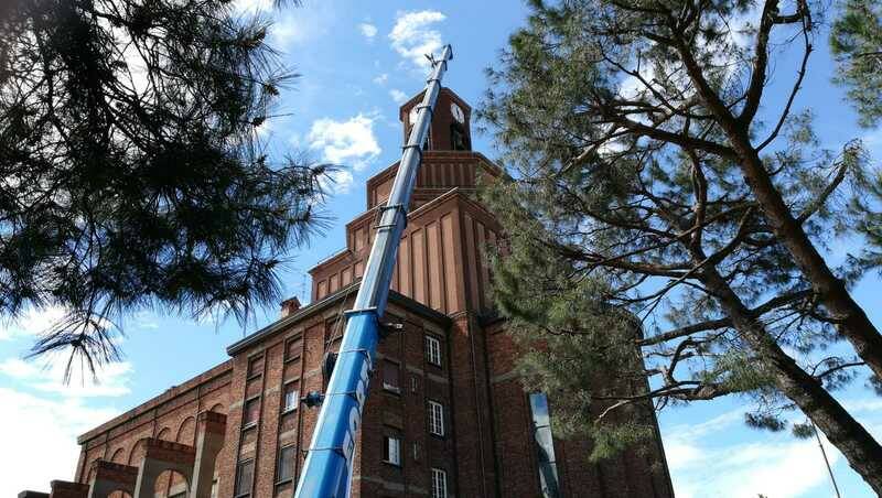 campanile canegrate gru lavori caduta lamiere lastre  8 