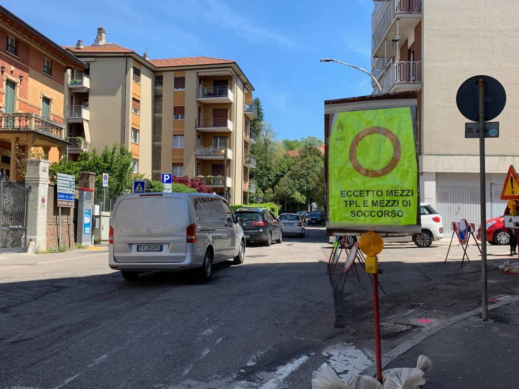 Cantieri stradali in via Leonardo da Vinci