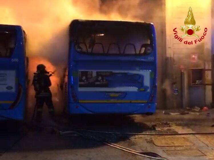 Incendio al deposito Stie