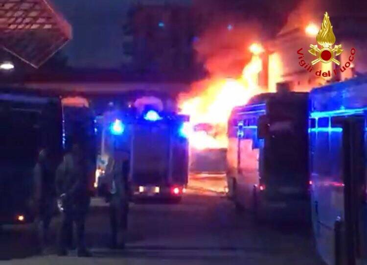 Incendio al deposito Stie