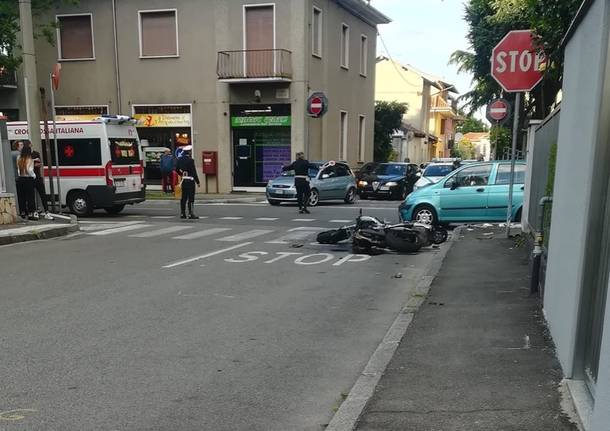 incidente busto arsizio via stelvio 