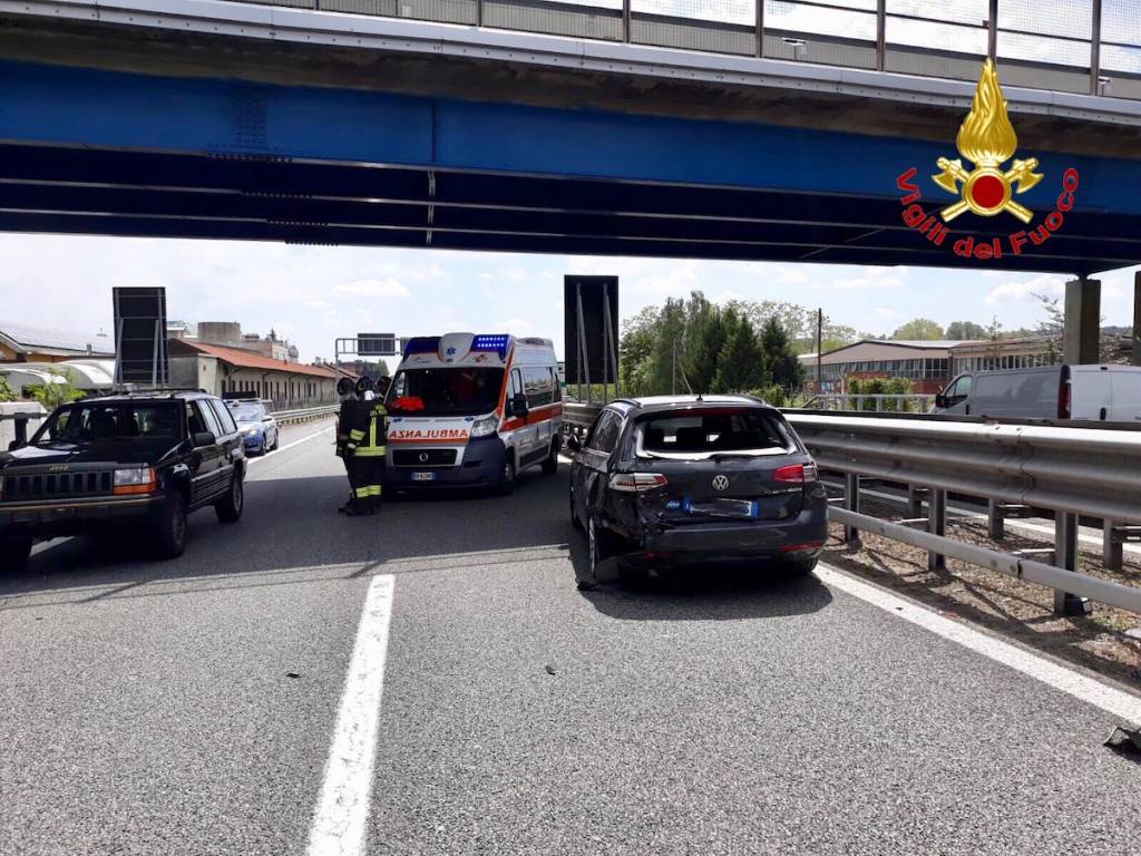 Incidente stradale autostrada A8 Gazzada