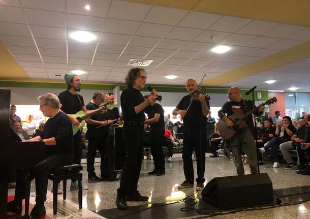 La PFM in concerto all'ospedale del circolo 