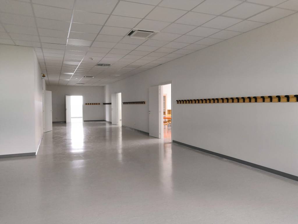 Palestra e scuola Carnago