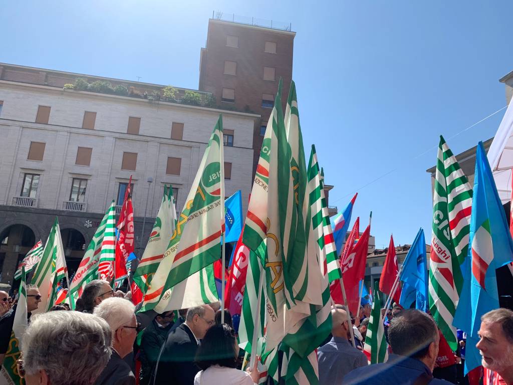 Primo maggio: in piazza Monte Grappa