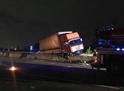 Rho: incidente in autostrada - foto di Andrea Marcato