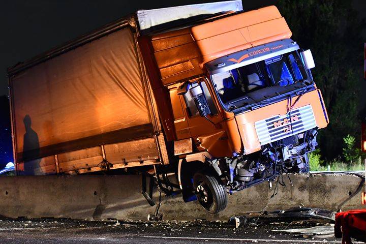 Rho: incidente in autostrada - foto di Andrea Marcato