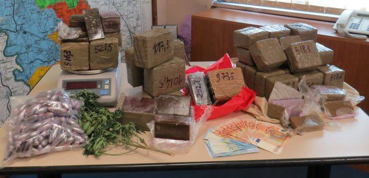 sequestro hashish carabinieri