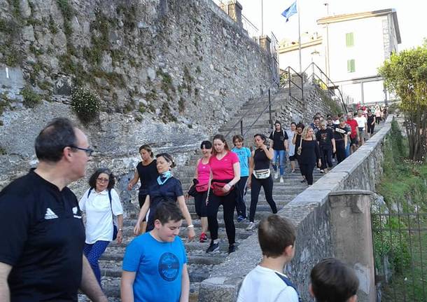 A Besozzo si cammina per vie e boschi