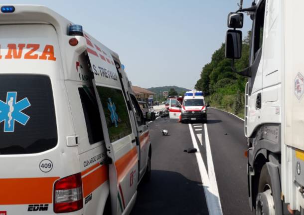 Incidente auto moto sulla statale