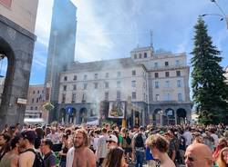 A Varese la street parade della marijuana