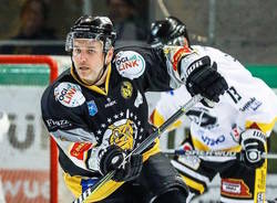 dominic perna mastini varese hockey