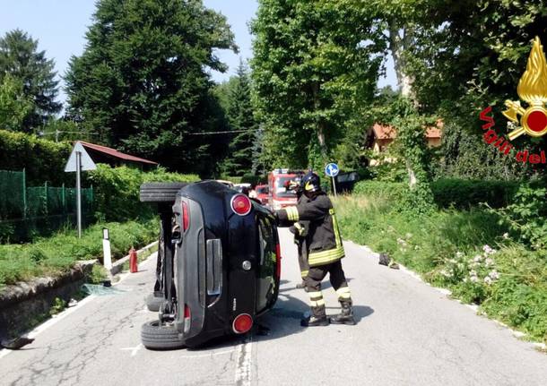 incidente vigili del fuoco castelveccana