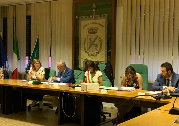 Nuovo consiglio comunale a Caronno Varesino