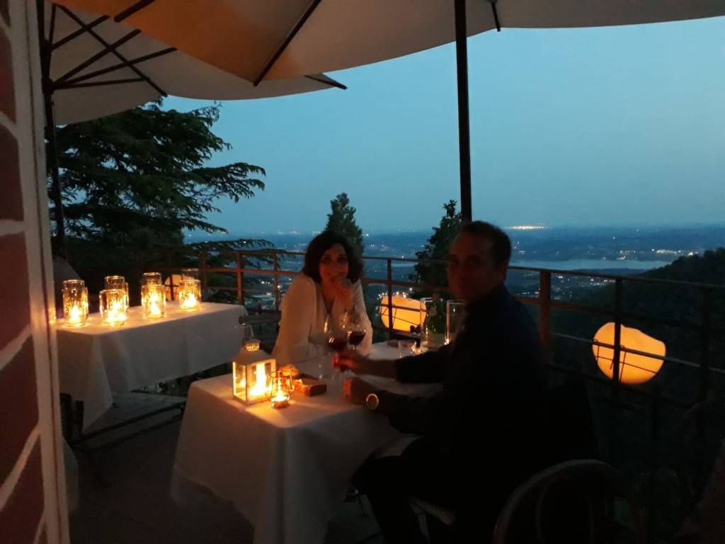 Una cena al sacro monte per i tesori monumentali del borgo