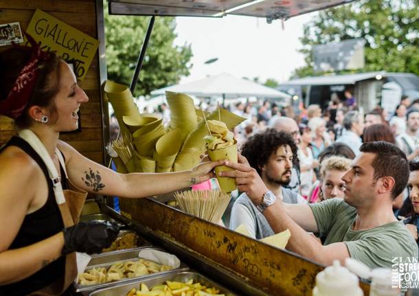 Urban Lake Street Food Arona