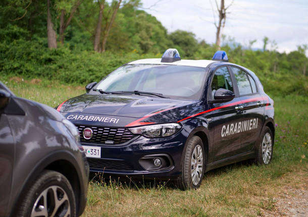 Cade in moto nel bosco, muore un uomo