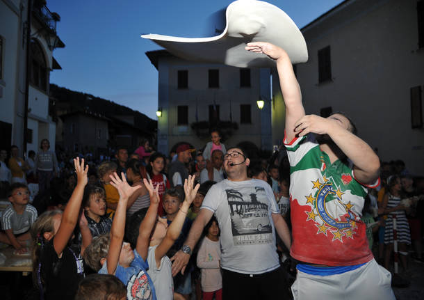 Pizza in piazza: pienone a Orino