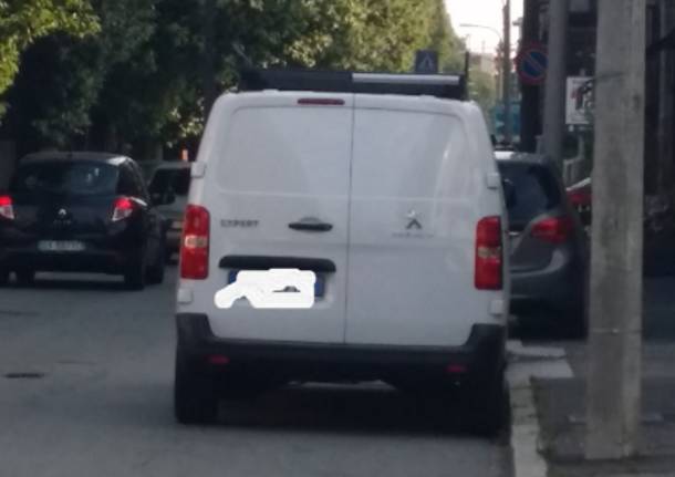 Via Torino a Gallarate è pericolosa per i ciclisti
