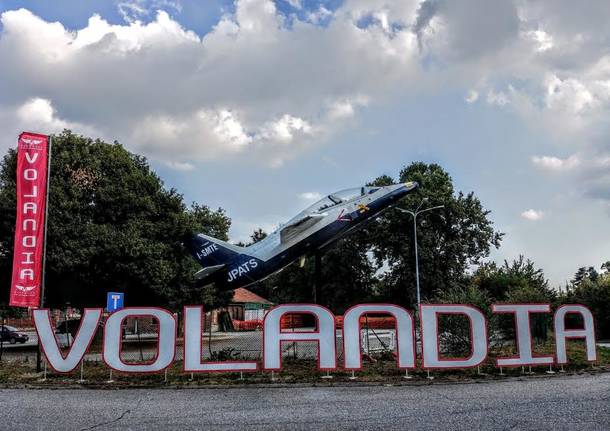 gate guardian aereo volandia