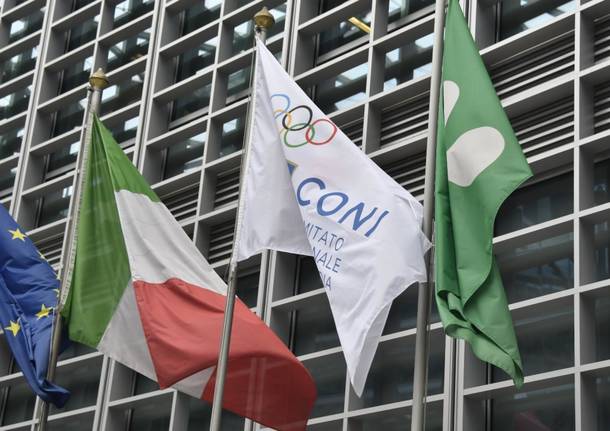 olimpiadi coni milano bandiera