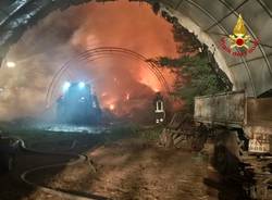 incendio vigili del fuoco fagnano olona