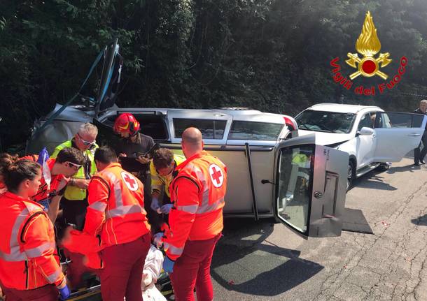 incidente creva luino