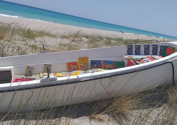 La libreria in riva al mare